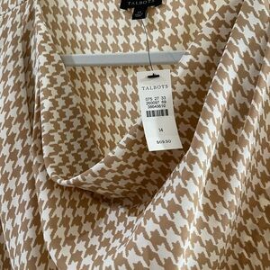 NWT sleeveless shell. Size 14. Camel/cream herringbone. Beautiful drape at neck